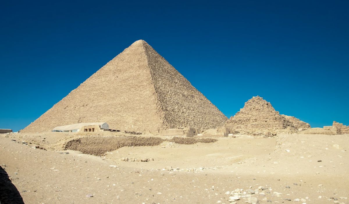 Jak mohli Egypťané stavět pyramidy?